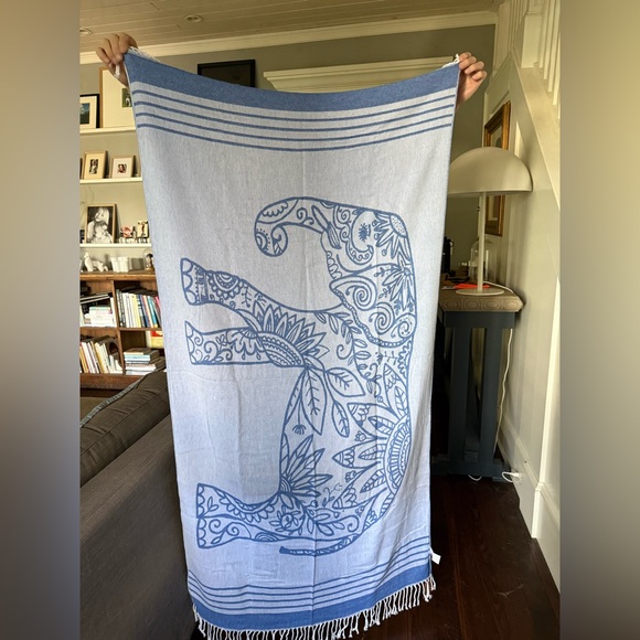 Widdonen Turkish Beach TOWEL in blue&white. 36”x72”. 100% Cotton. - Picture 6 of 6